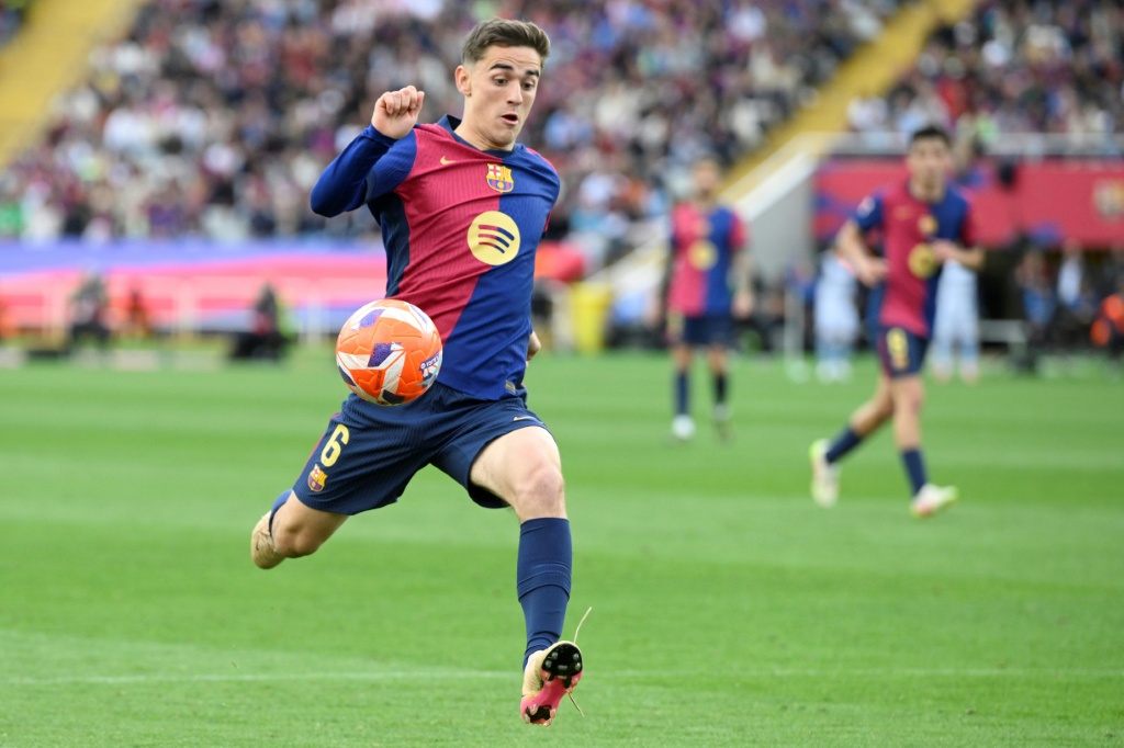 Gavi sera operado por una lesion en el menisco de la rodilla derecha