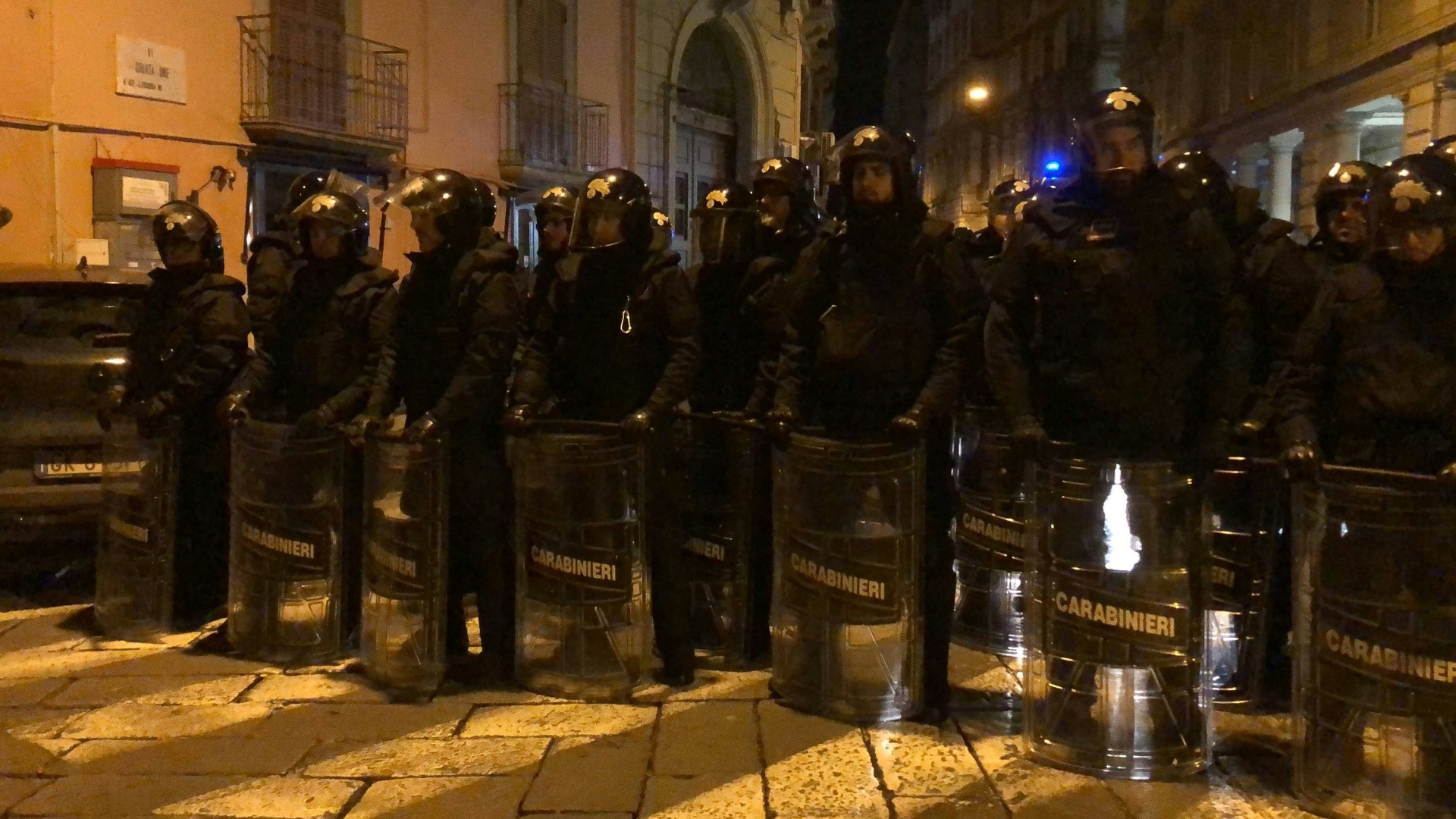 Champions-League-Spiel in Neapel: Fan-Tickets für Frankfurter verboten