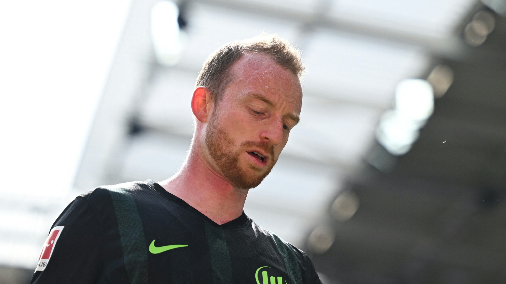 "Musste aufhören": Wolfsburg bangt um verletzten Arnold