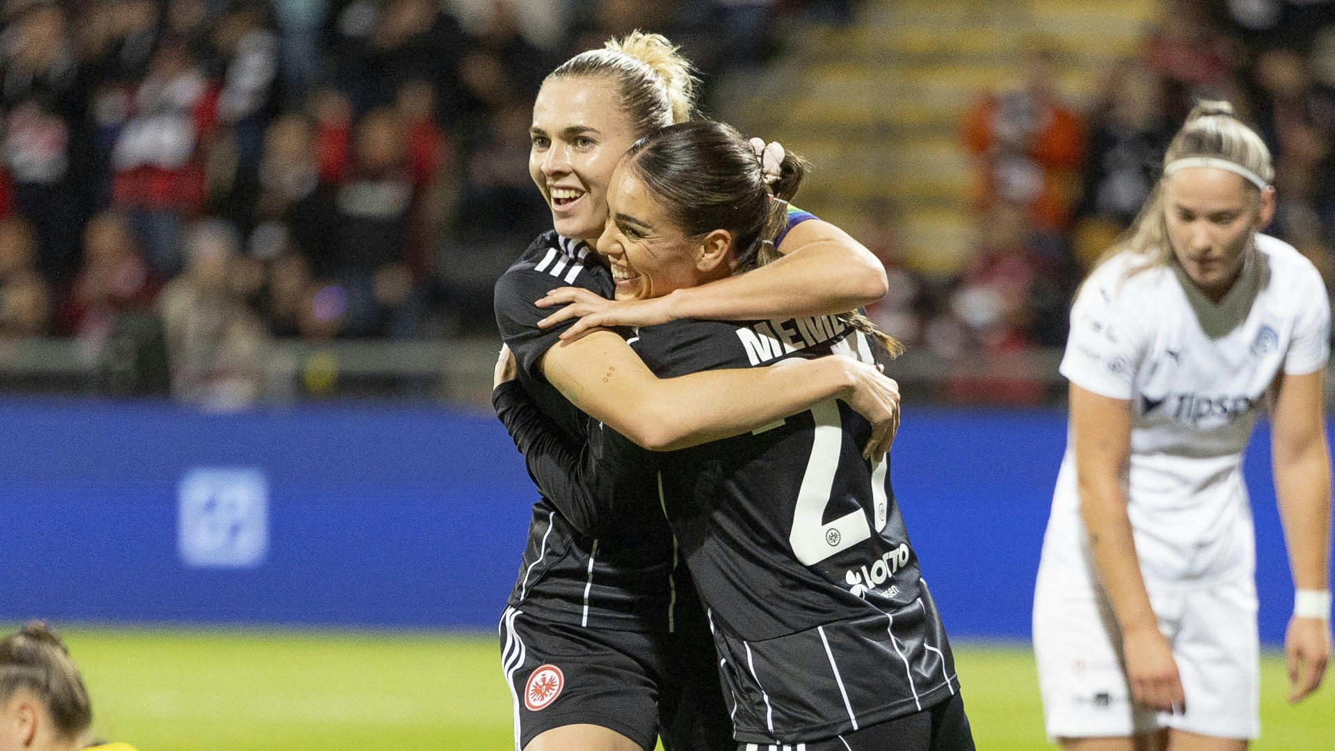 Eintracht-Frauen sichern klaren 4:0-Sieg gegen Slovacko im Europa Cup