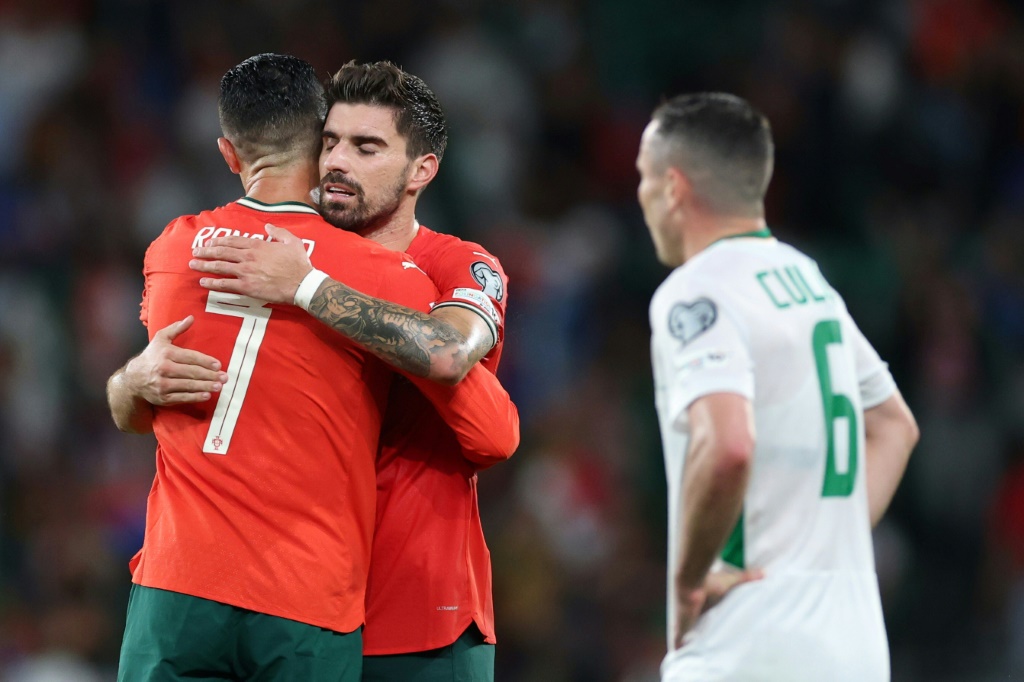 Portugal y Cristiano Ronaldo flojean contra Irlanda aunque se aproximan al Mundial