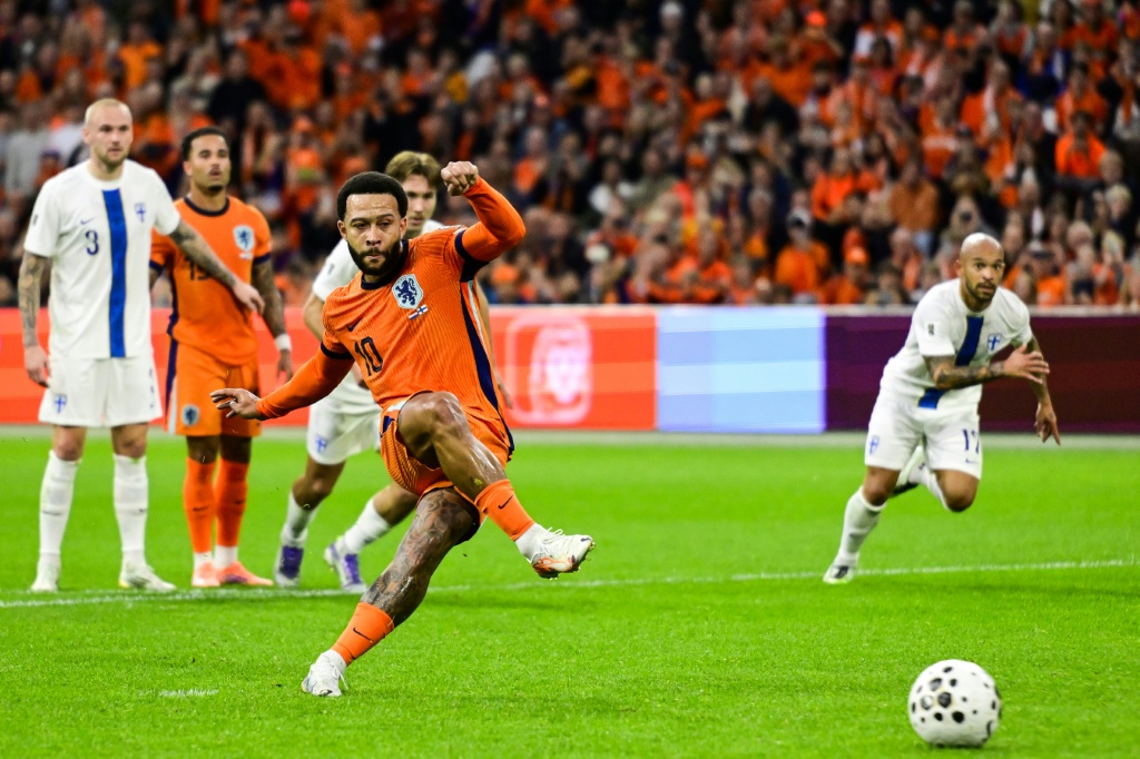 Holanda derrota 4-0 a Finlandia y avanza firme rumbo al Mundial