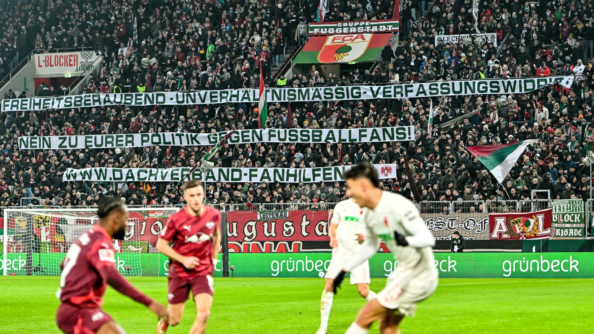 Sicherheit in Stadien: Fanhilfen mahnen zu Vorsicht bei harten Schritten