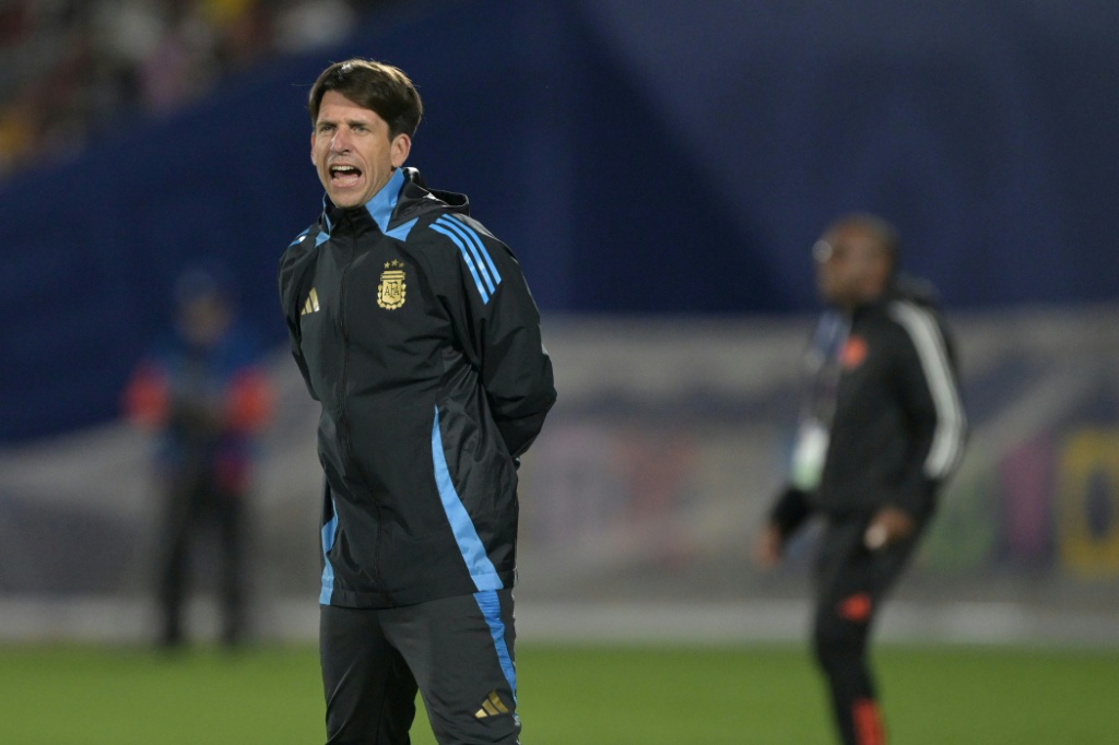 Placente el llamado de la historia para recobrar la gloria perdida