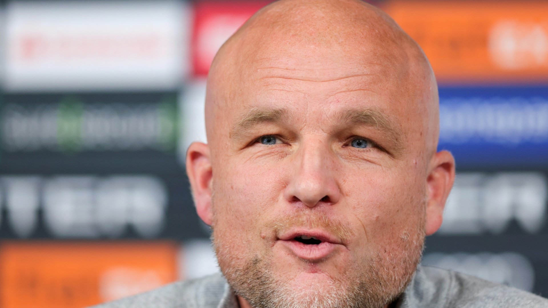 Finanziell flexibel: Schröder demonstriert volle Entschlossenheit