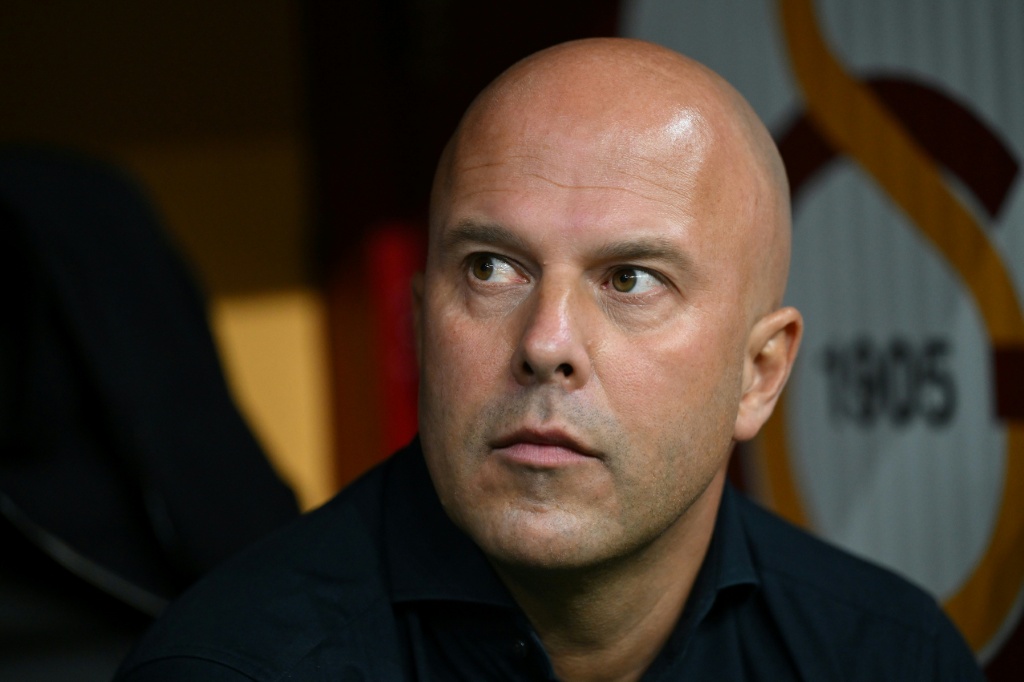 Slot volá po lepších výkonech Liverpoolu po sérii tří proher