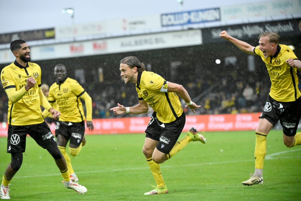 Zayıf Takım Mjällby Tarihi İlk İsveç Şampiyonluğunu Kazanmaya Yakın