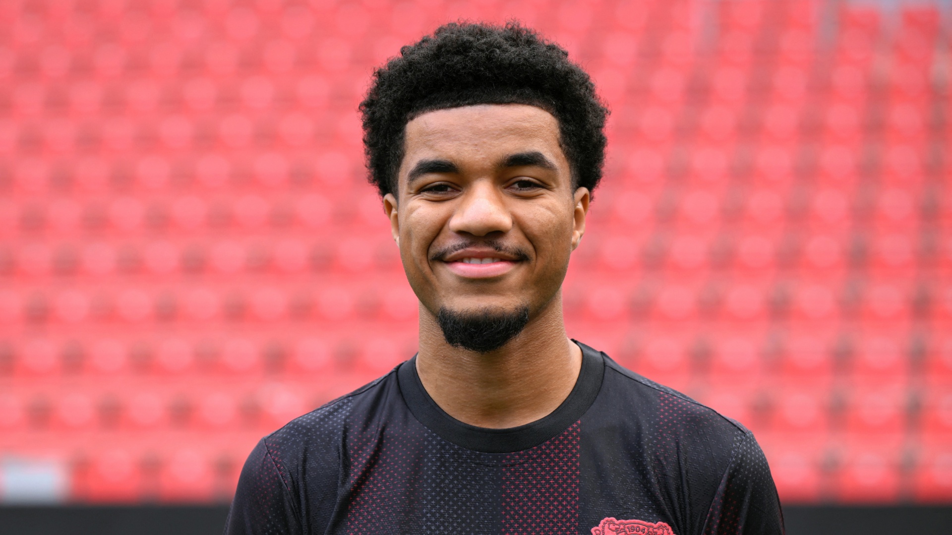 Unter anderem gegen PSG: Bayer "noch zwei Wochen" ohne Tillman