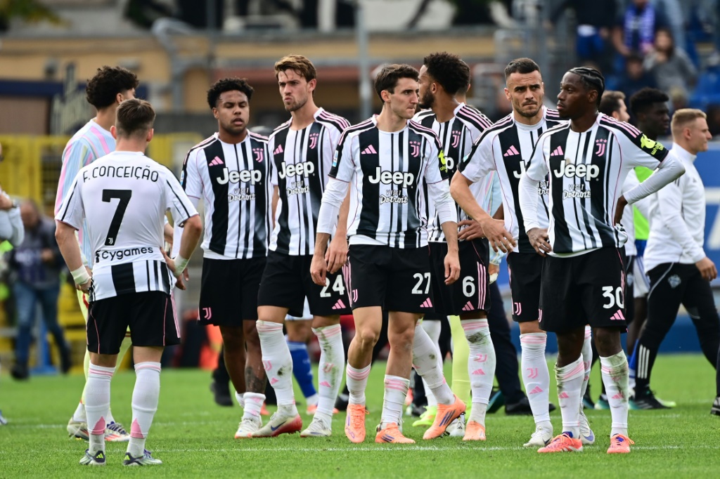 Juventus cai diante do Como e perde lugar na zona de Champions na liga italiana