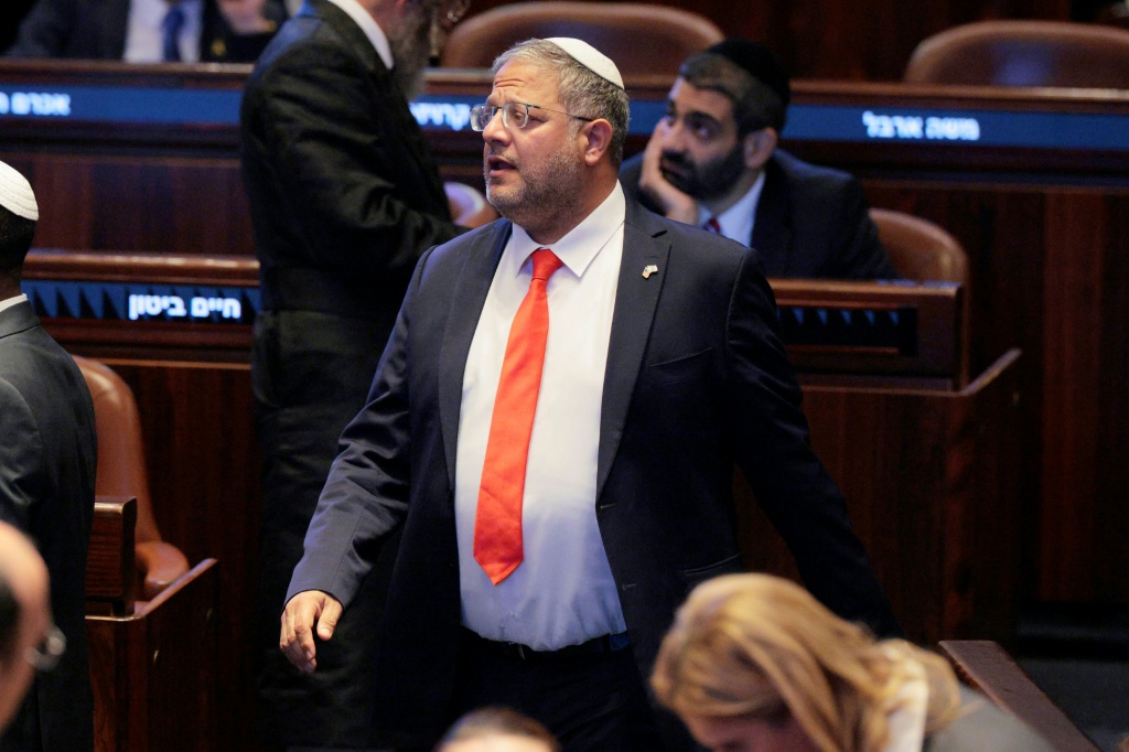 Controversia en Israel por la cancelacion del clasico de Tel Aviv debido a incidentes