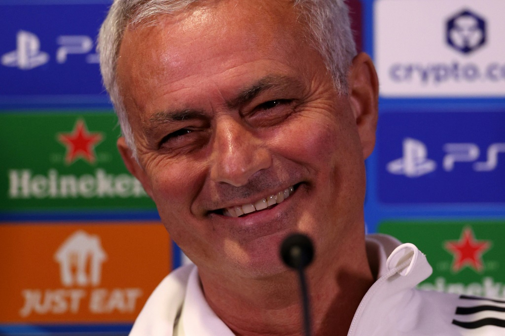 Hau oduševljen predstojećim susretom sa legendarnim Murinjem u Ligi šampiona