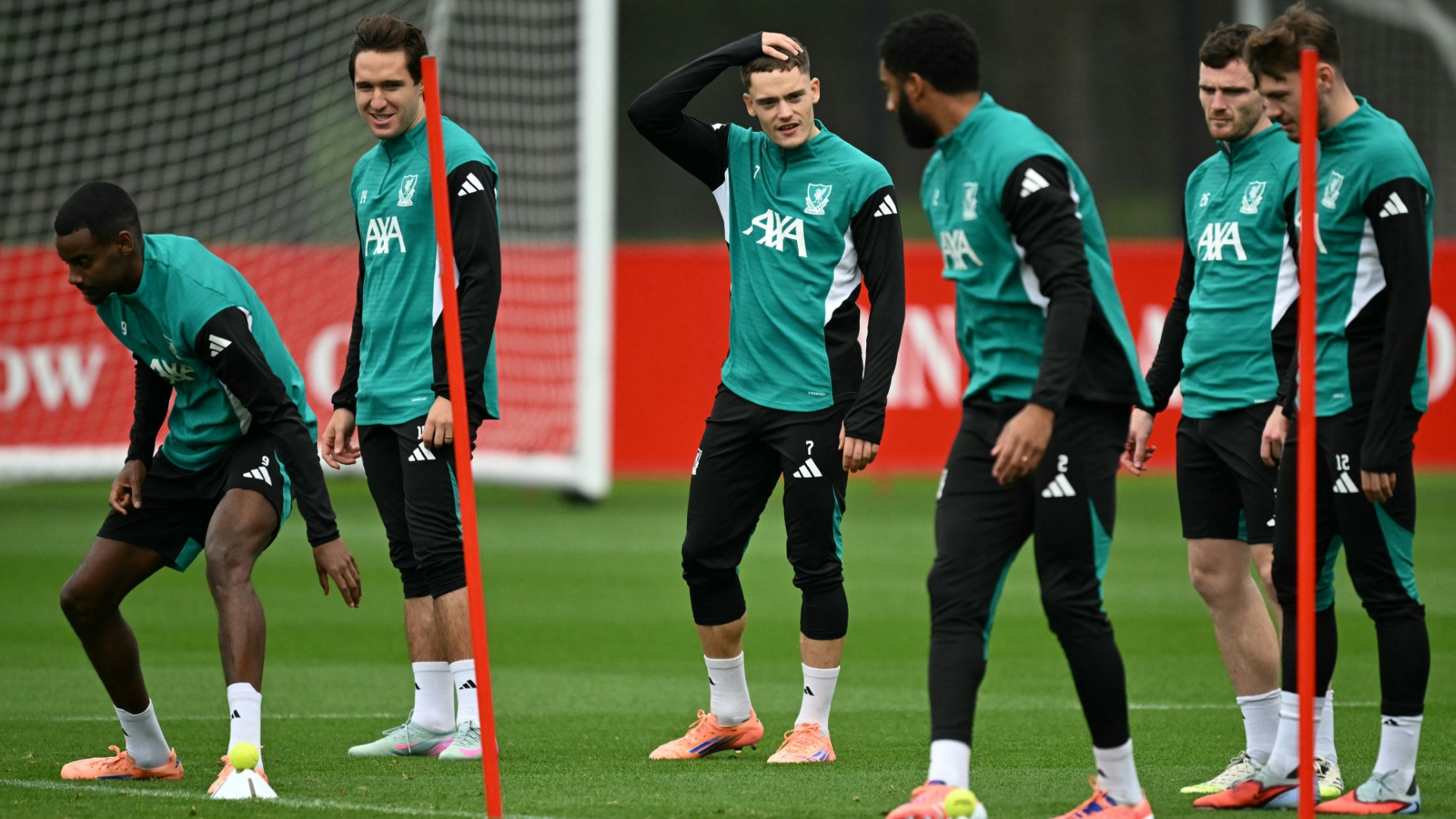 Verspäteter Flug: Pressekonferenz von Liverpool abgesagt