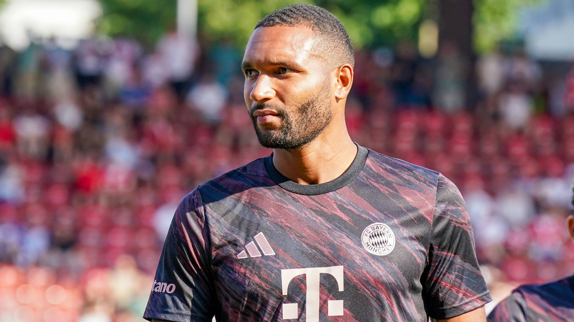 Tah rühmt: 'Kane treibt uns alle an'