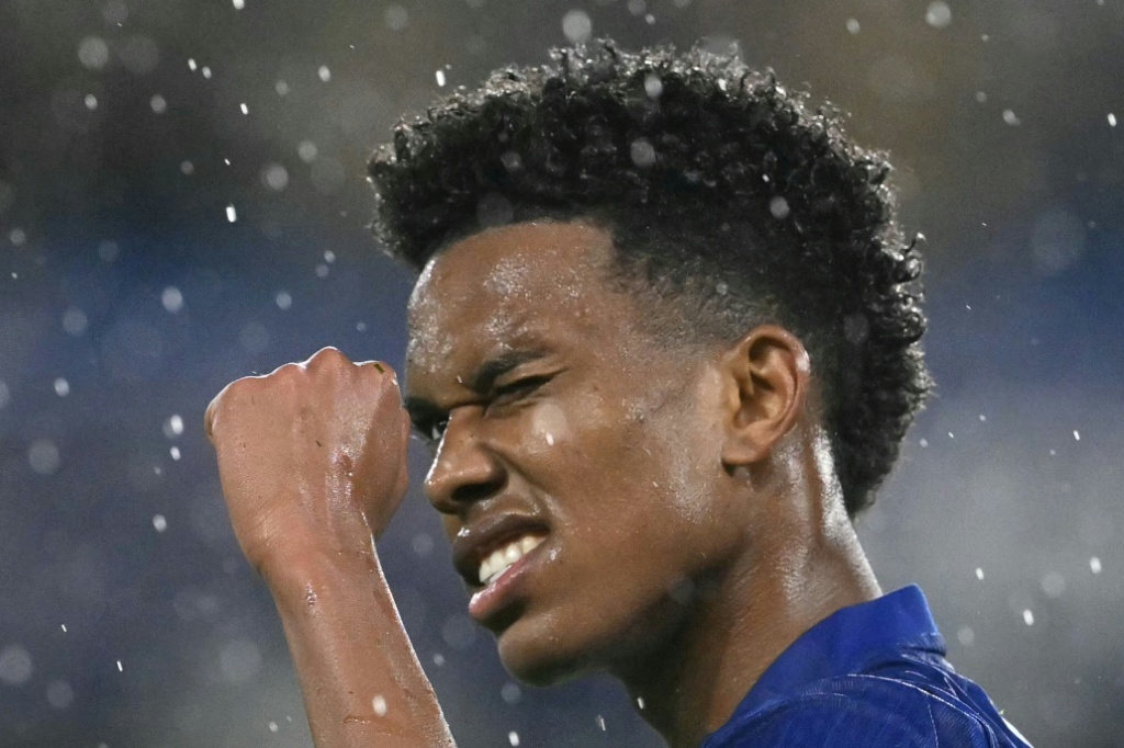 Chelsea aplasta al Ajax por 5 a 1 con figuras sudamericanas destacadas