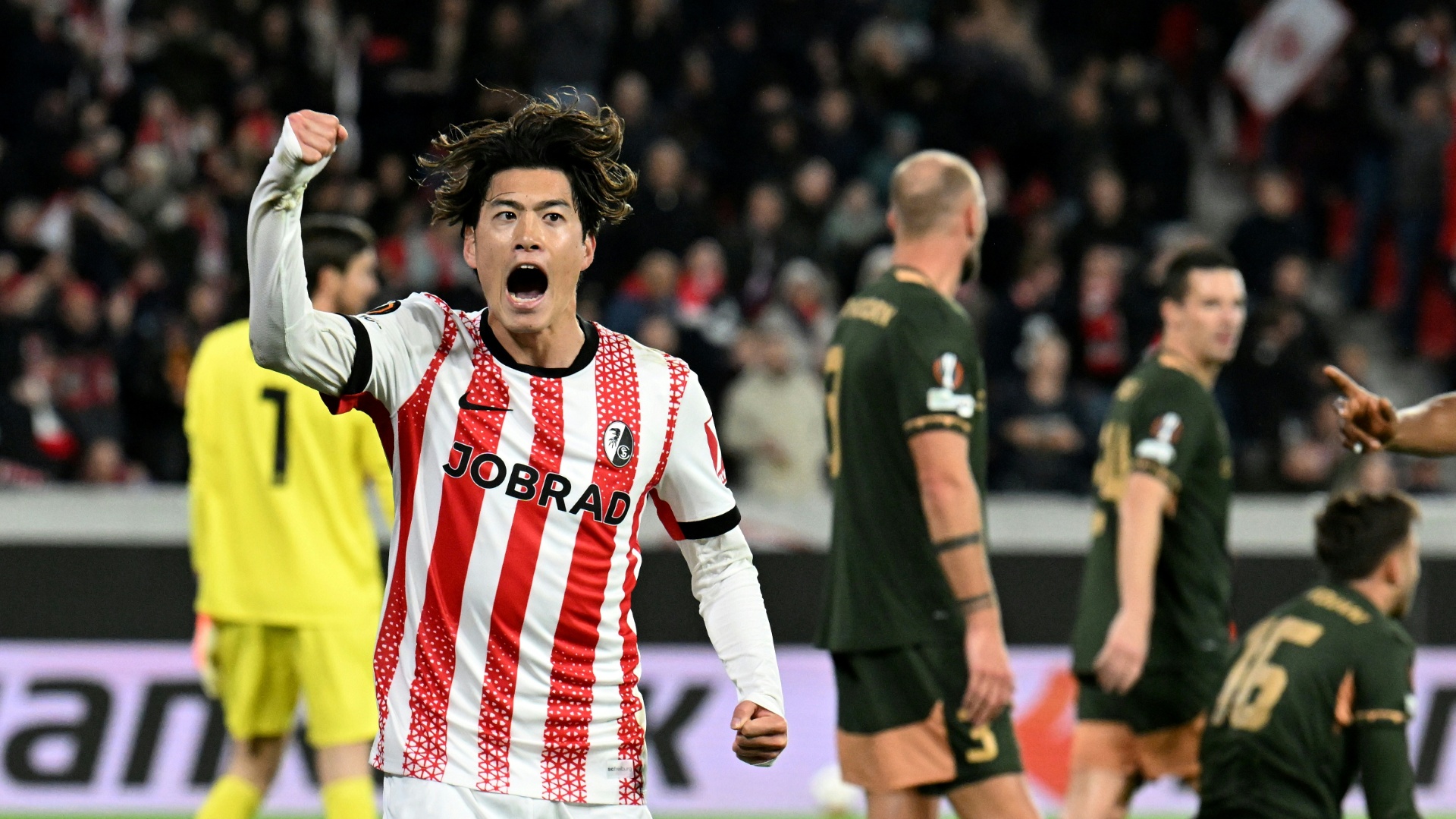 Grifo und Suzuki überzeugen stark: Freiburg besiegt Utrecht