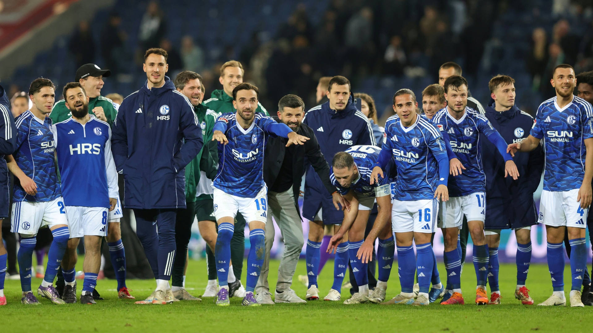 Tönnies von Schalke beeindruckt: 'Sie erinnern mich an die Eurofighter'