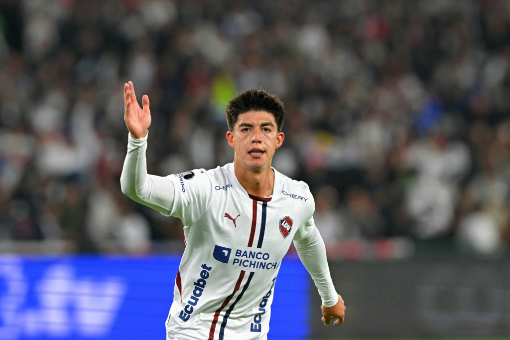 LDU goleia Palmeiras por 3 a 0 e atrasa o Verdão na Libertadores