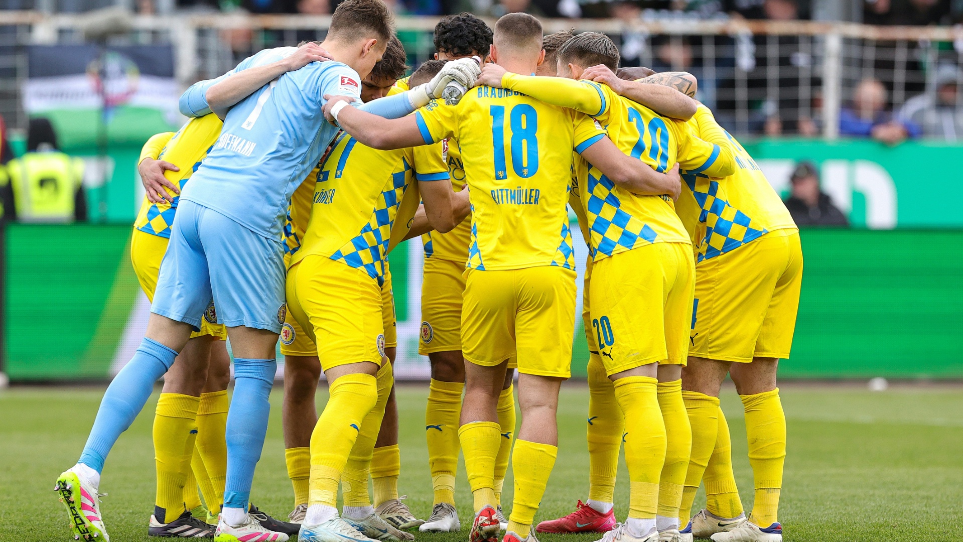 Rechtsextreme Begebenheiten: Eintracht Braunschweig reagiert konsequent