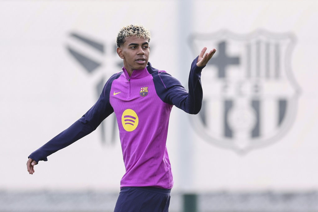 Las críticas impulsarán a Yamal en el Clásico según el ayudante de Flick