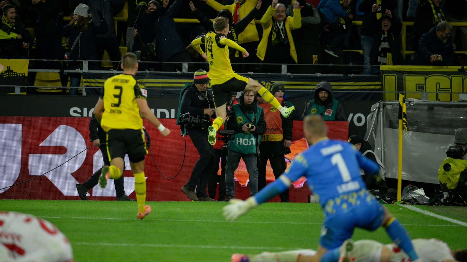 Beier von Dortmund: Kopf raucht vor Lob nach dramatischem Sieg