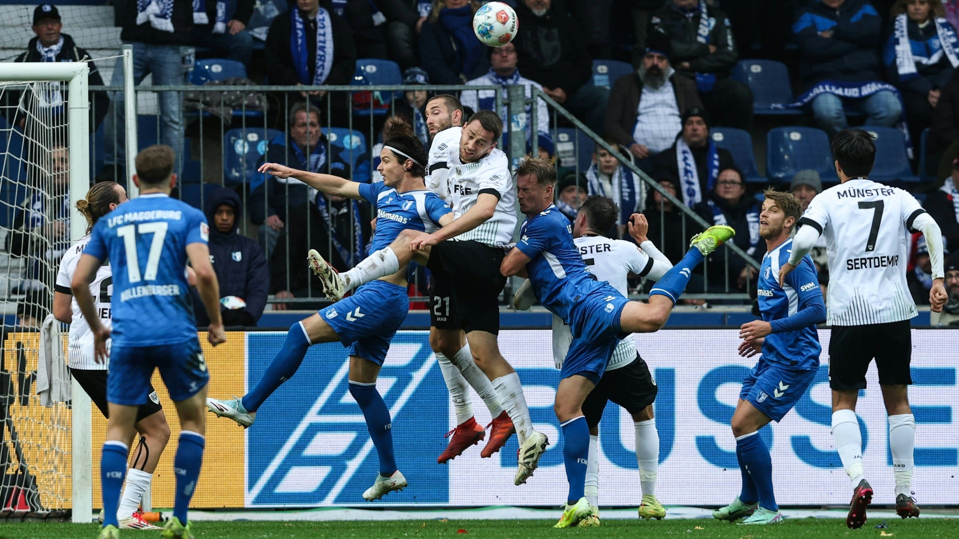 Tore und Erfolg Magdeburg unterbricht Misserfolgsreihe