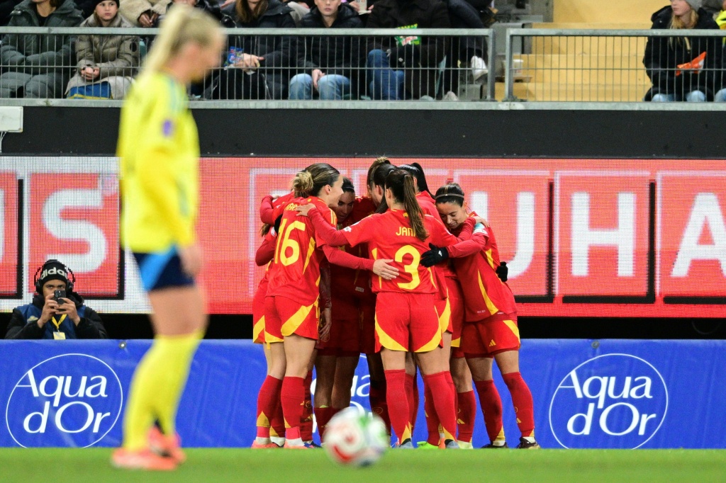 España asegura su pase a la final de la Nations femenina al vencer a Suecia por 1-0 en la vuelta