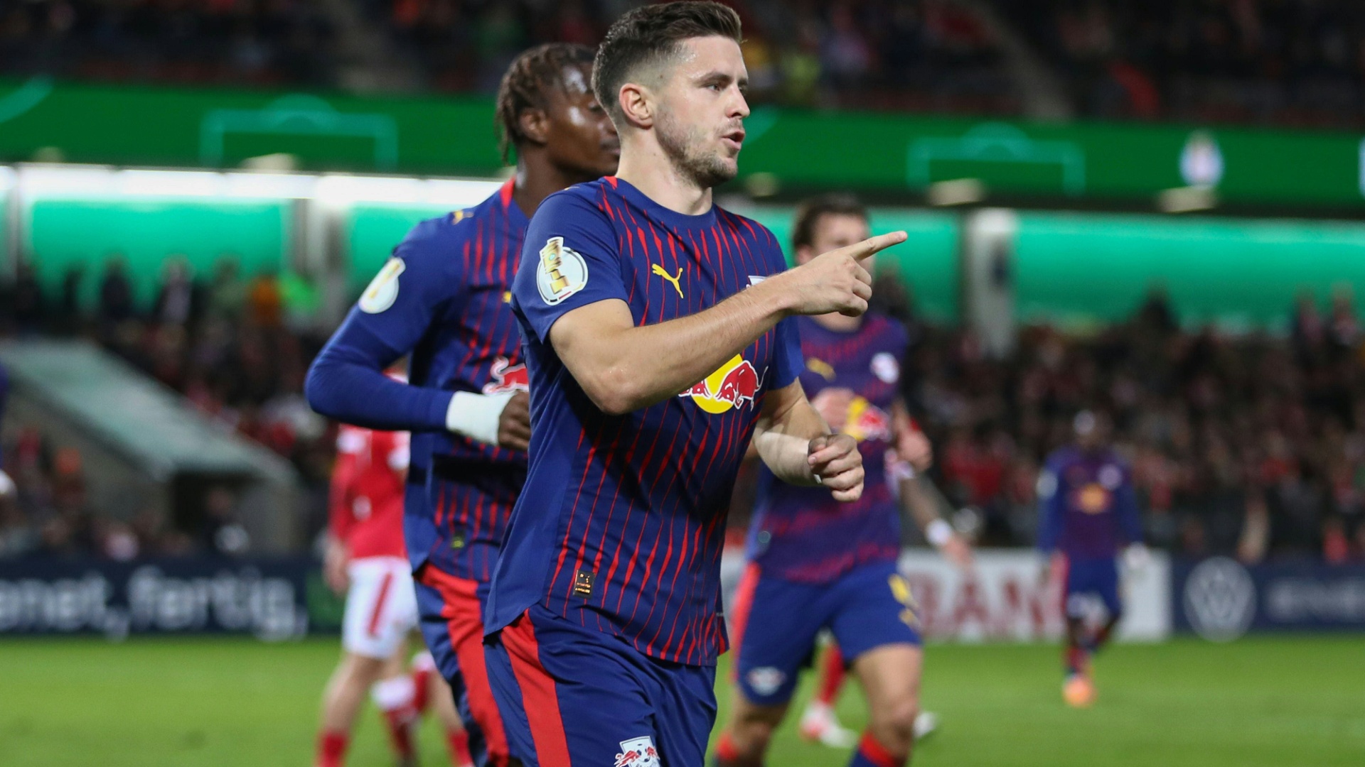 RB Leipzig tief betrübt Fan Verlust verdunkelt Pokalsieg