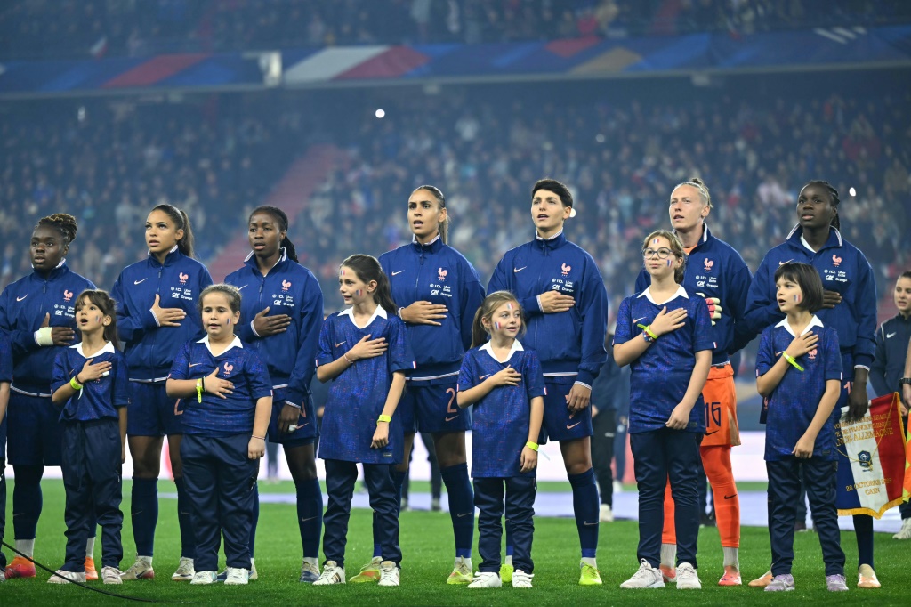 Football féminin stagnation pour les Bleues