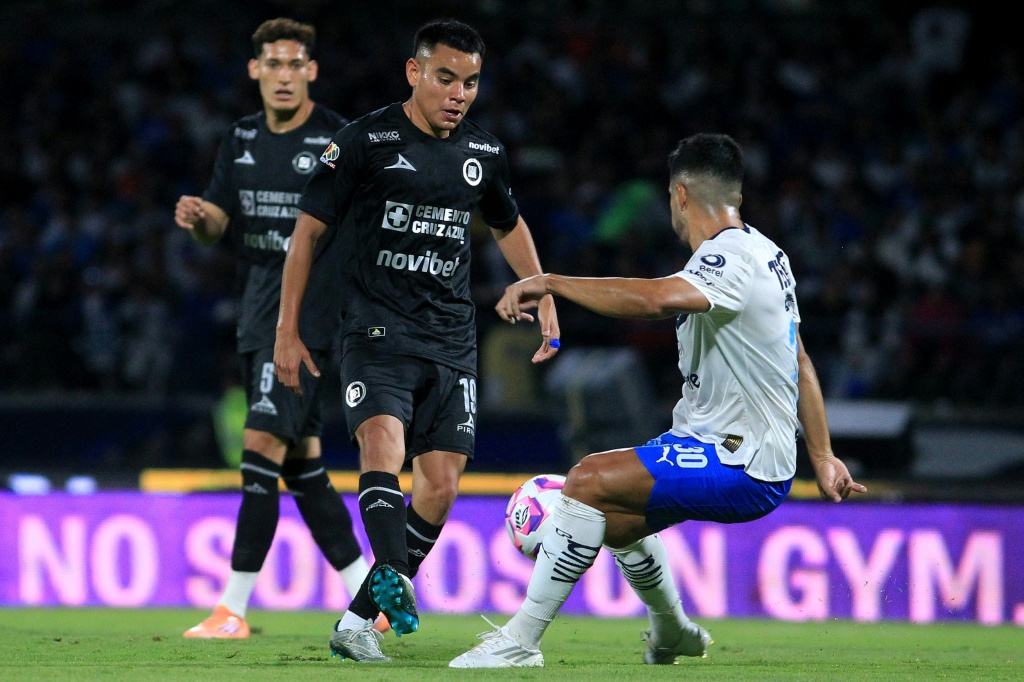 Investigan la muerte de un aficionado al fútbol en México tras ser detenido