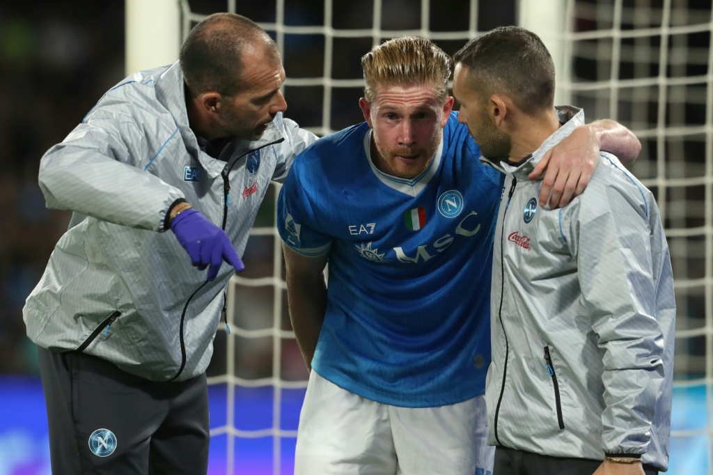 De Bruyne submetido a operação com sucesso após lesão na coxa