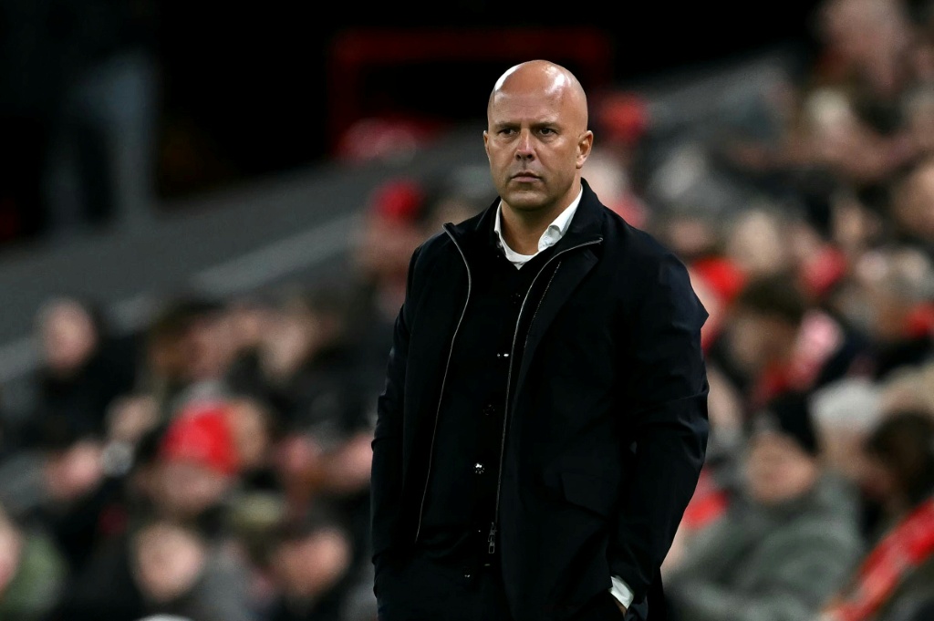 Slot justifies League Cup lineup choice amid criticism for falling short of Liverpool expectations