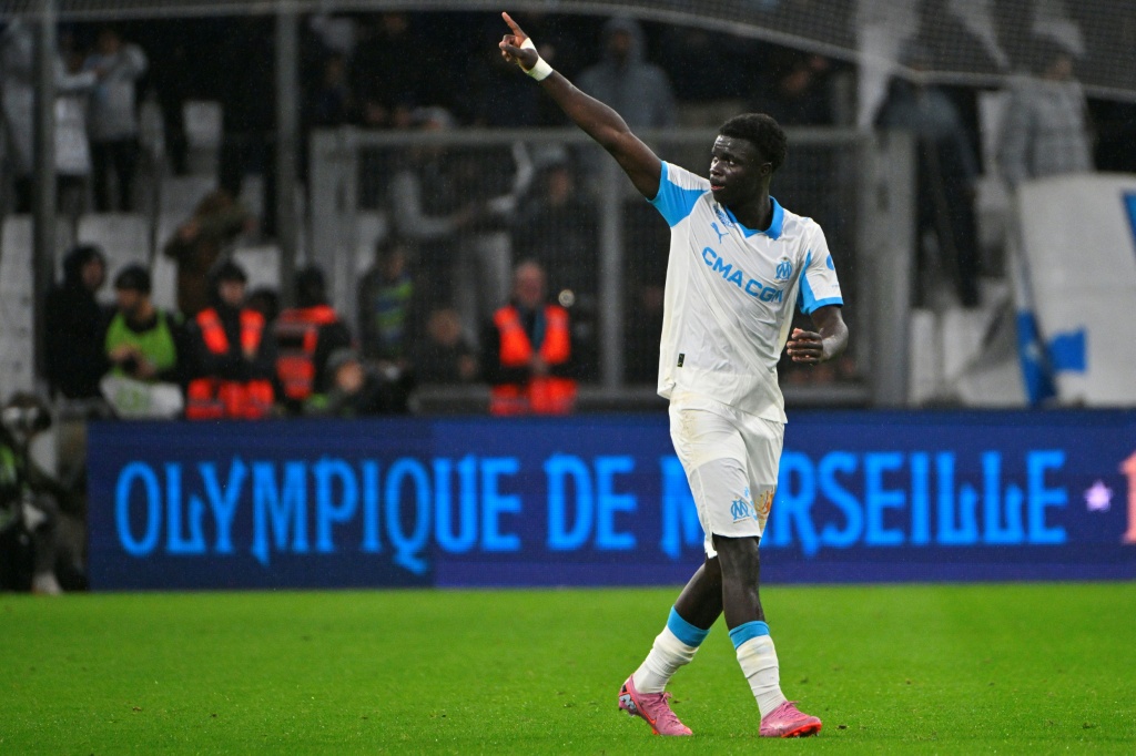 Ligue 1: lOlympique de Marseille trébuche de nouveau face à Angers (2-2)