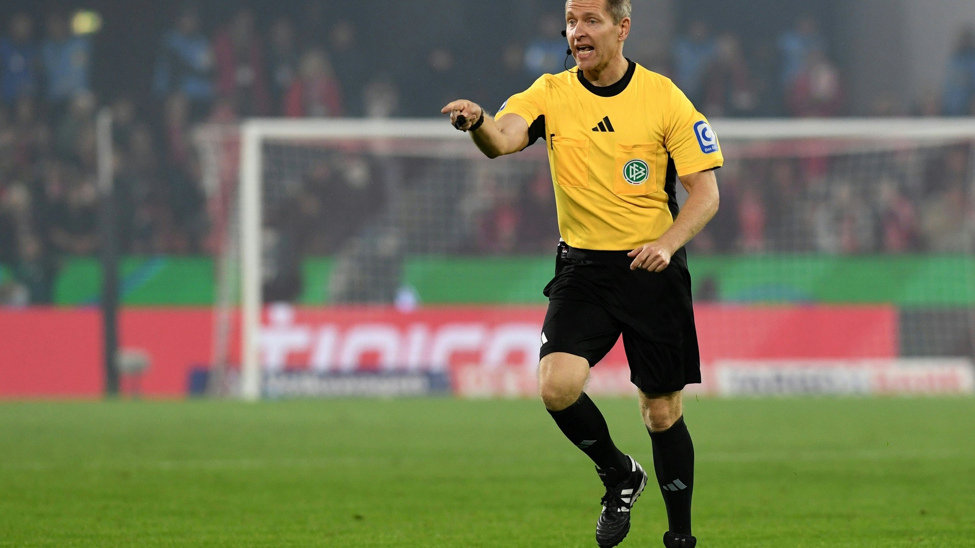 "Sollte man nutzen": Köln und Bayern über VAR einig