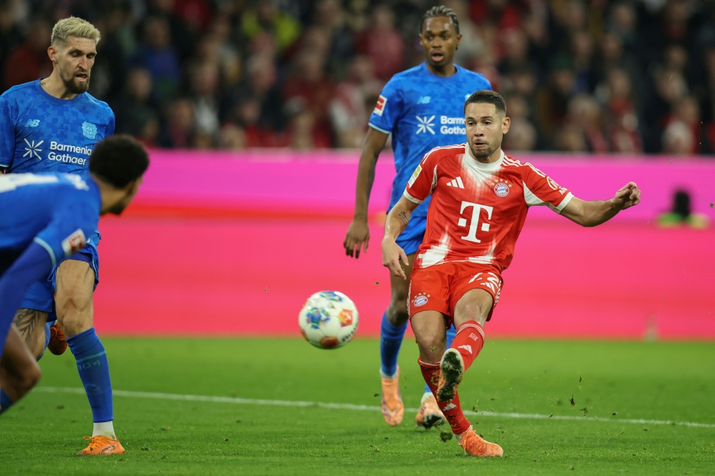 Allemagne: 15 victoires sur 15, le Bayern domine toujours la Bundesliga