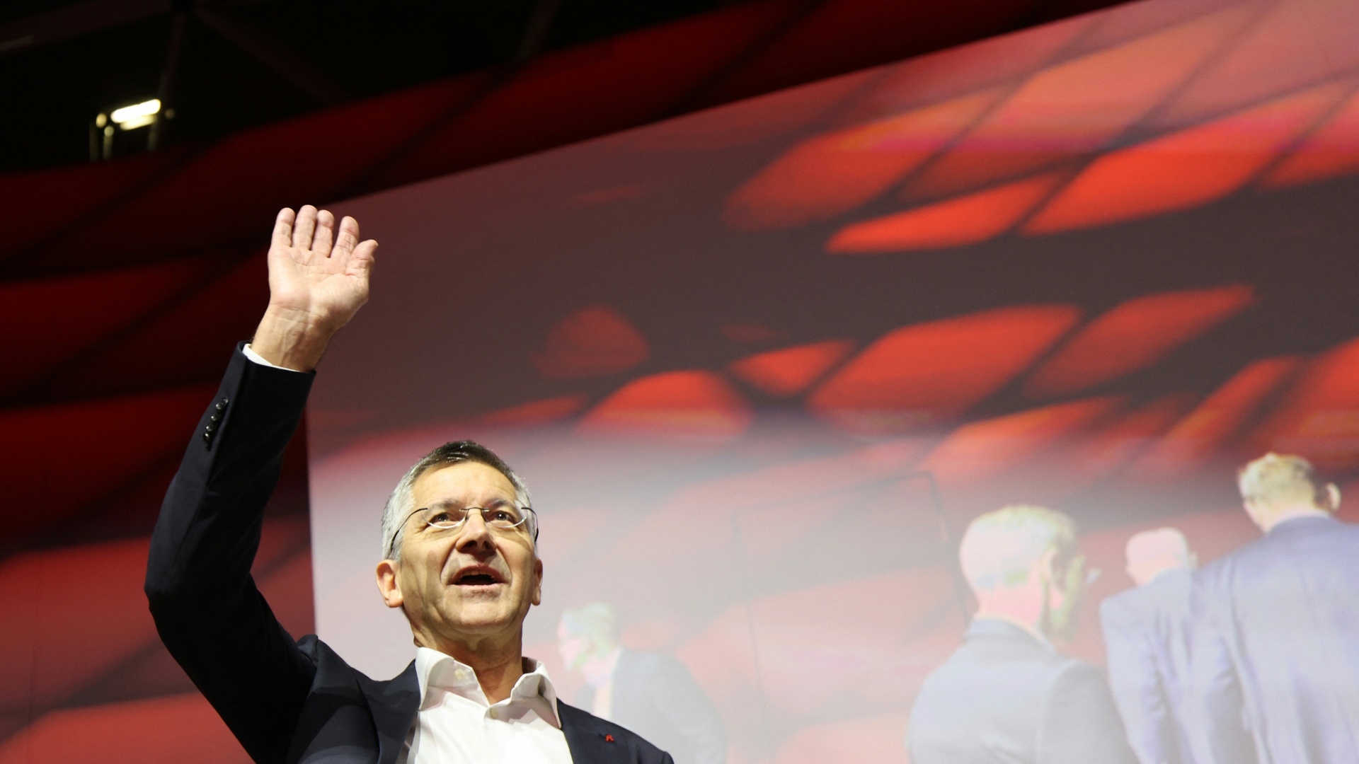 Hainer zum dritten Mal als Bayern-Präsident bestätigt