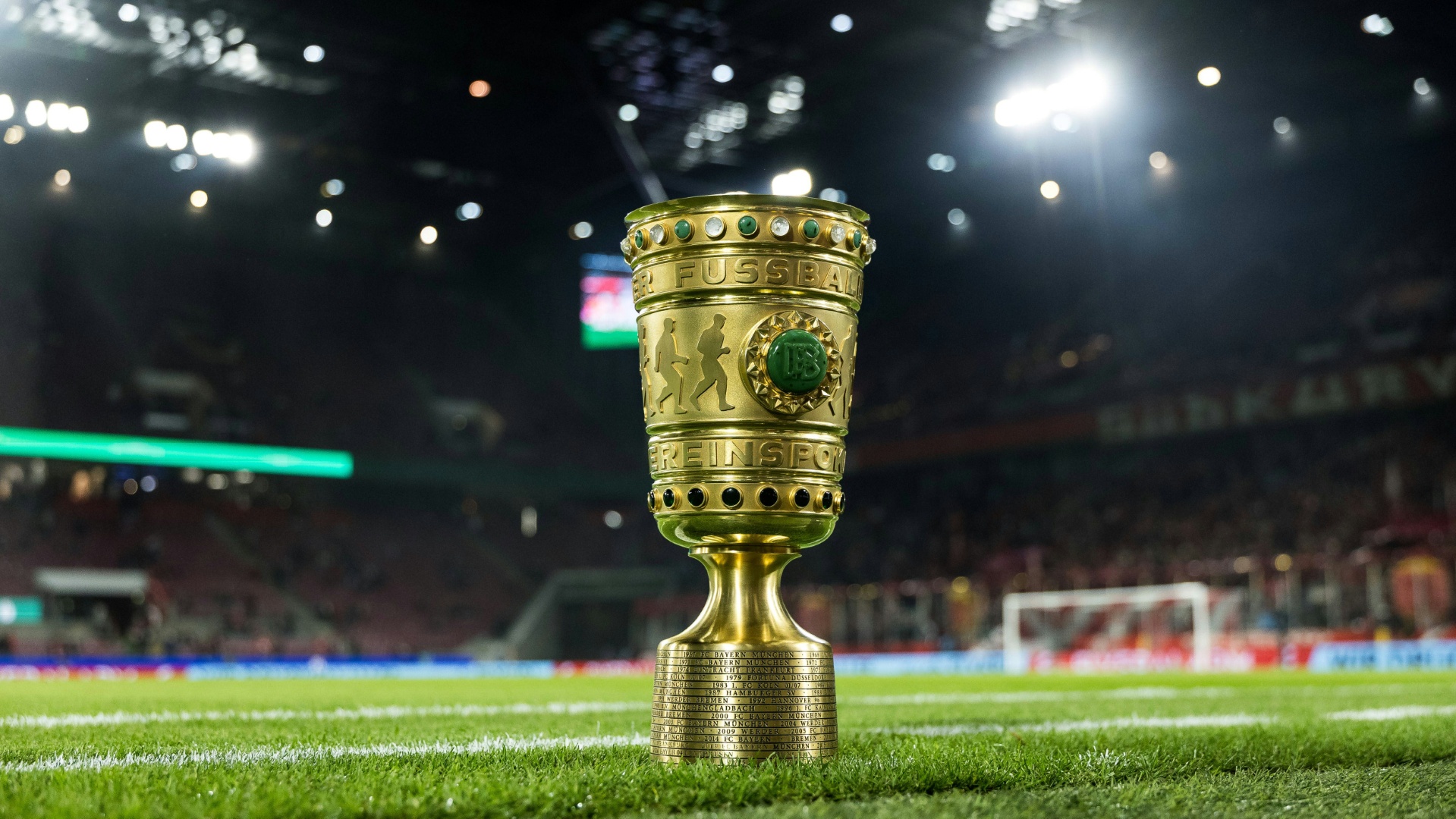 DFB-Pokal Achtelfinale: Borussia Dortmund gegen Bayer Leverkusen, Bayern München bei Union Berlin