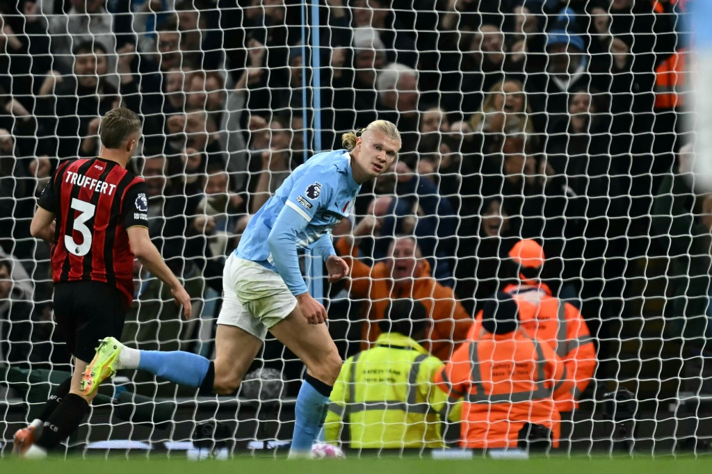 Manchester City derrota Bournemouth e sobe ao segundo lugar da Premier League