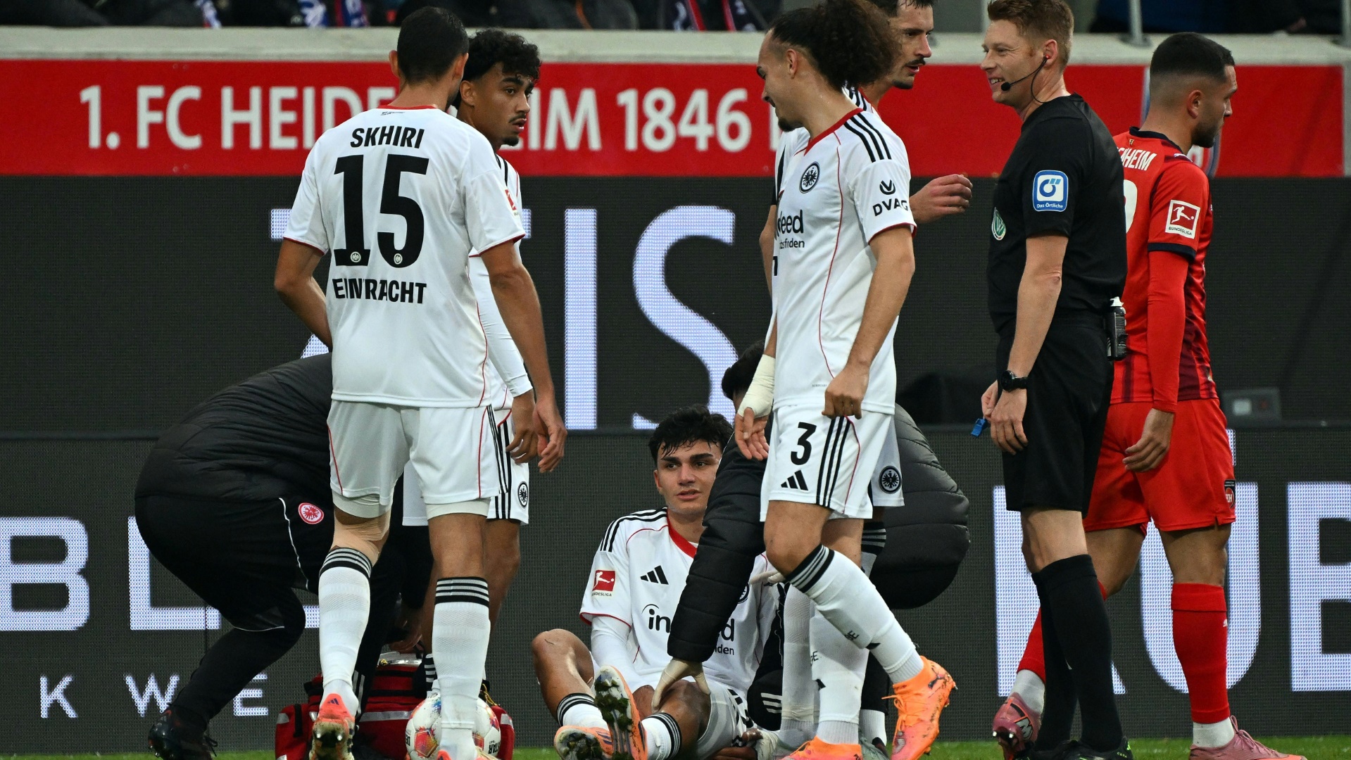 Muskelverletzung Eintracht Frankfurt muss auf Uzun vorerst verzichten