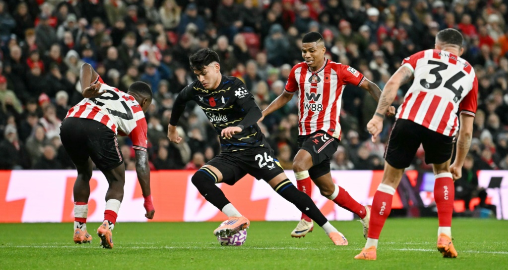 Sunderland firma un empate 1-1 en su estadio ante el Everton