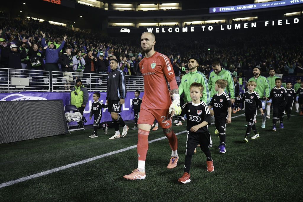 Obed Vargas el mexicano logra un doblete y Seattle empata la eliminatoria frente a Minnesota en los playoffs de la MLS