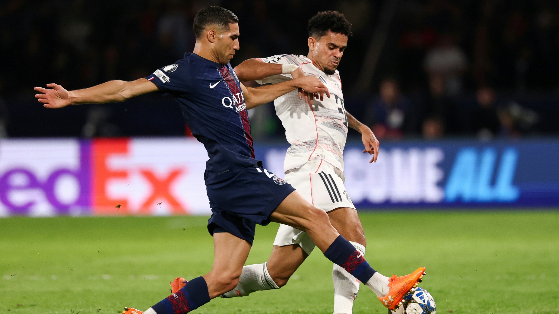 "Neue Dimension des Fußballs": Bayern faszinieren Fachleute