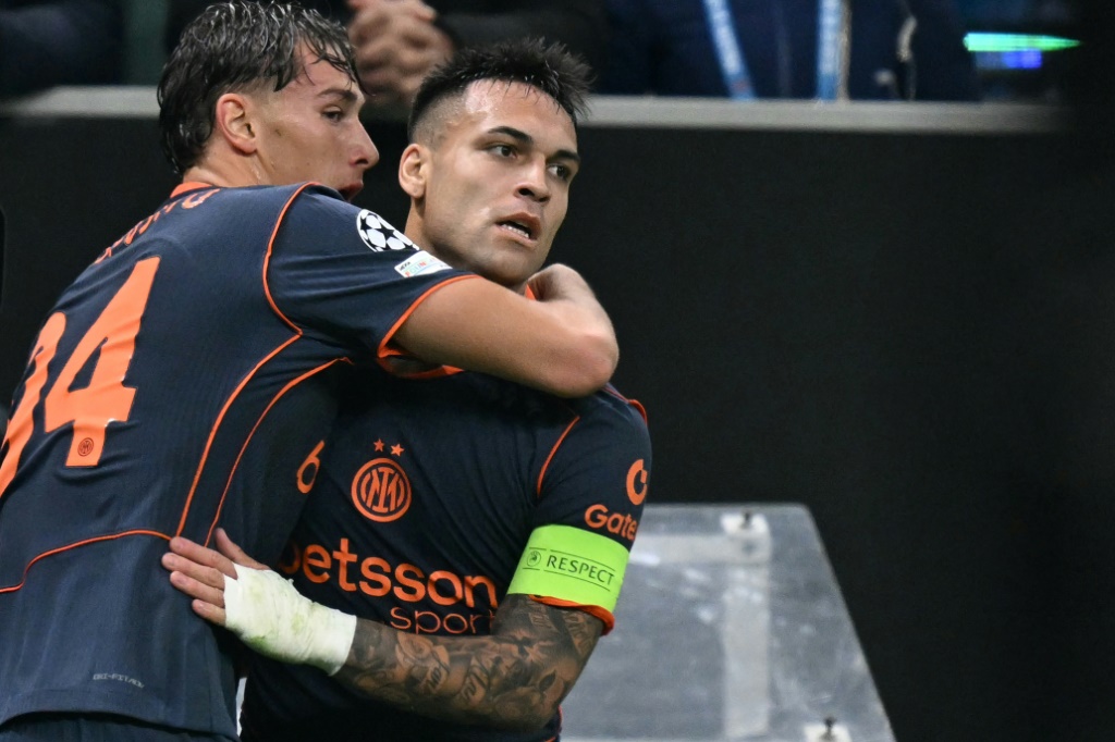 Inter de Milão derrota Kairat Almaty por 2-1 e mantém registo perfeito na Liga dos Campeões