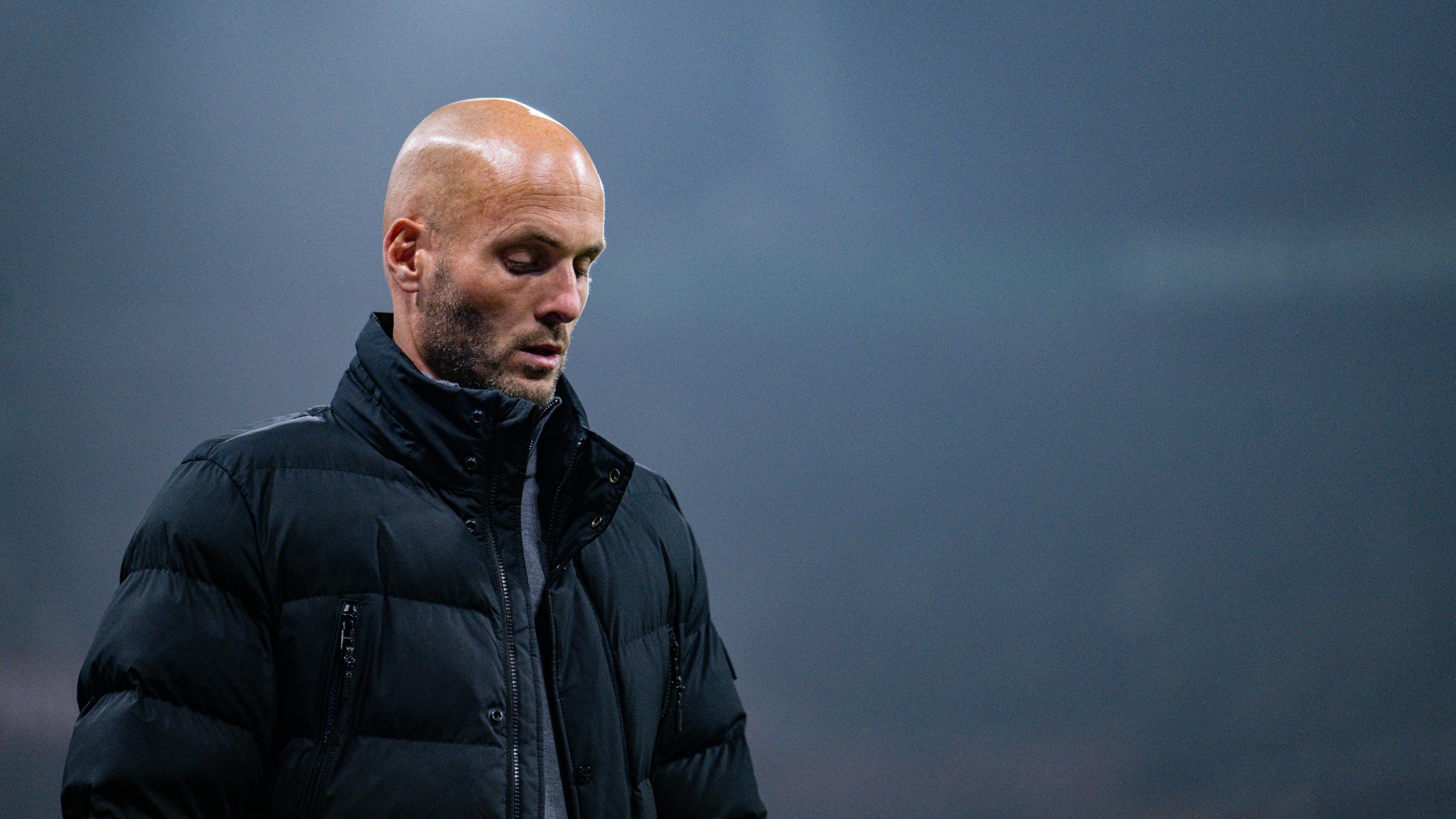 Simonis in Bedraengung? Kein klares Wort nach Bremener Niederlage