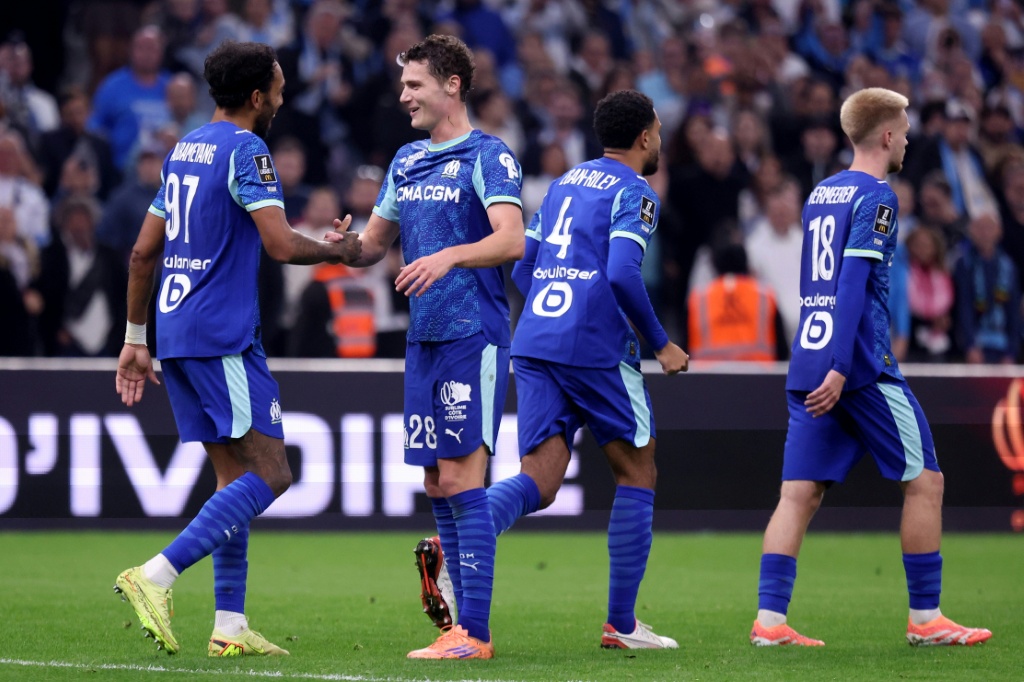 Ligue 1: lOlympique de Marseille termine leader avant la pause et avec plus de sérénité