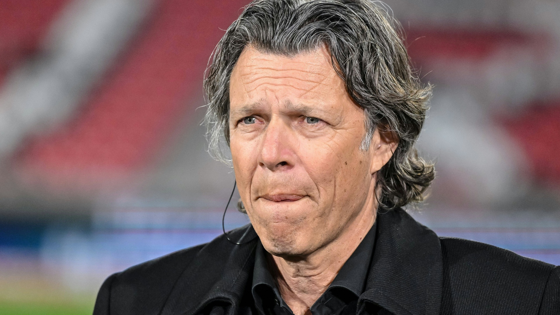 Ehemaliger Schiedsrichter Meier zu VAR: "Macht den Fußball nicht fairer"