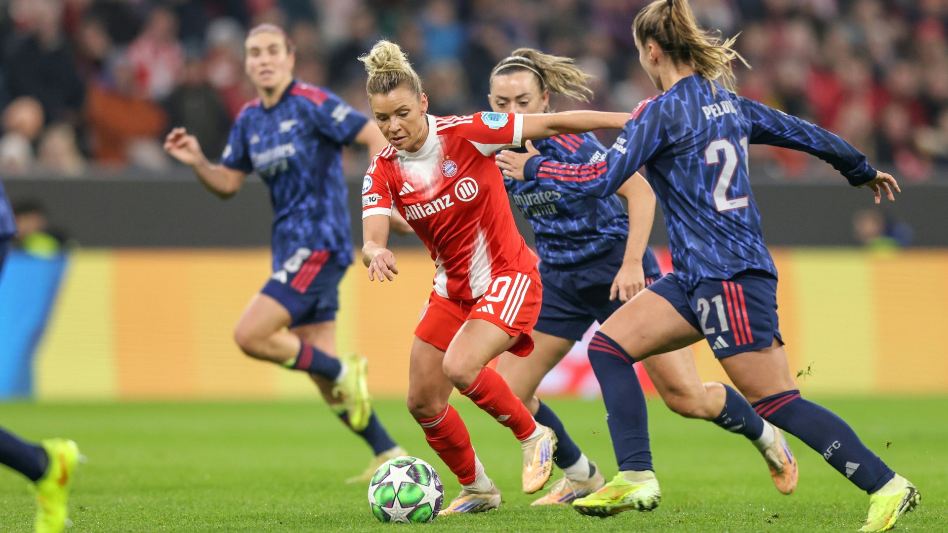 Starkes Comeback Bayern Frauen übernehmen gegen Arsenal