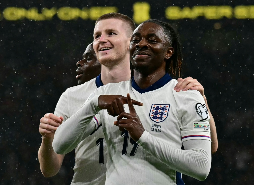 Com vaga assegurada na Copa de 2026 Inglaterra derrota Sérvia por 2 a 0 e preserva registo perfeito