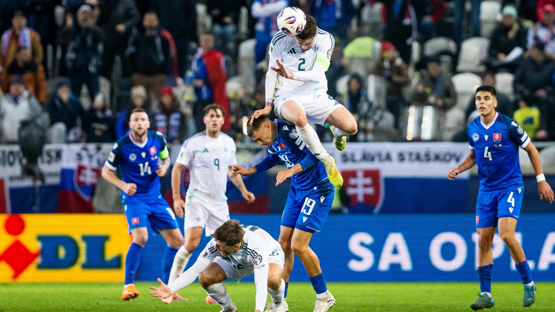 Vor DFB-Duell: Slowakei besiegt Nordirland knapp