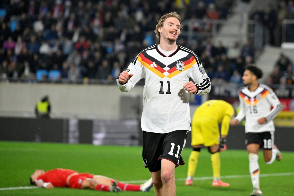 Qualifs Mondial 2026: Woltemade marque un doublé pour l'Allemagne, match décisif contre la Slovaquie