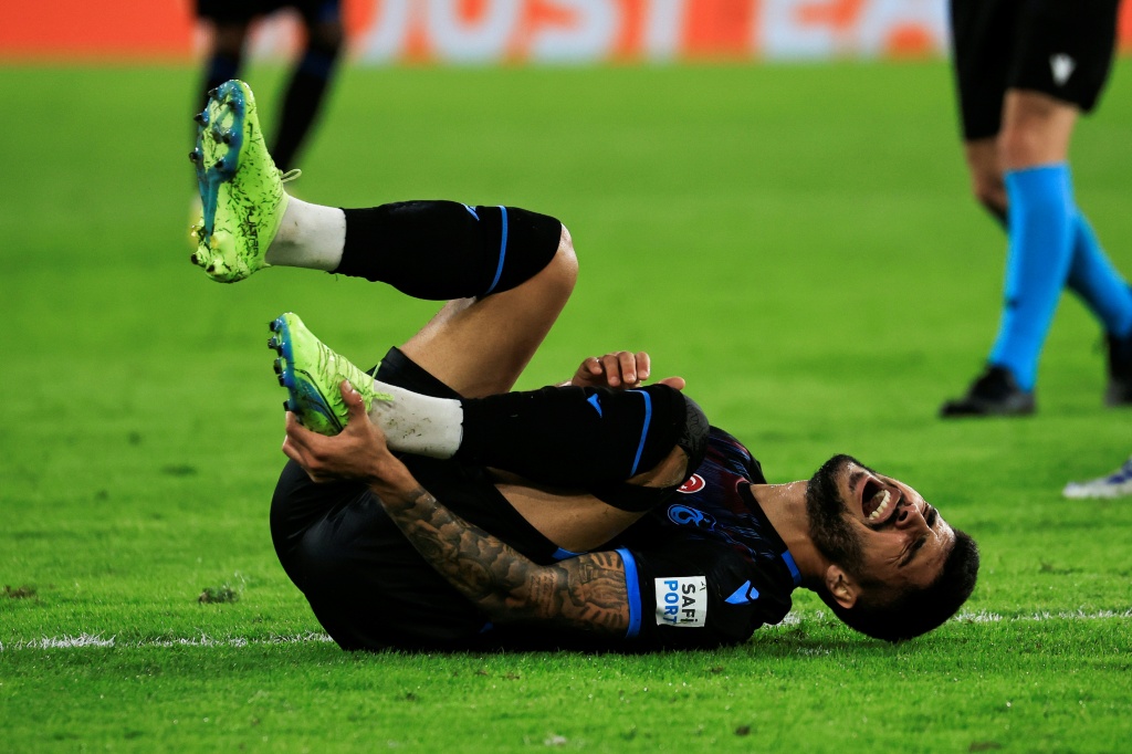 Federación Turca de Fútbol suspende a 25 jugadores de primera por involucrarse en apuestas